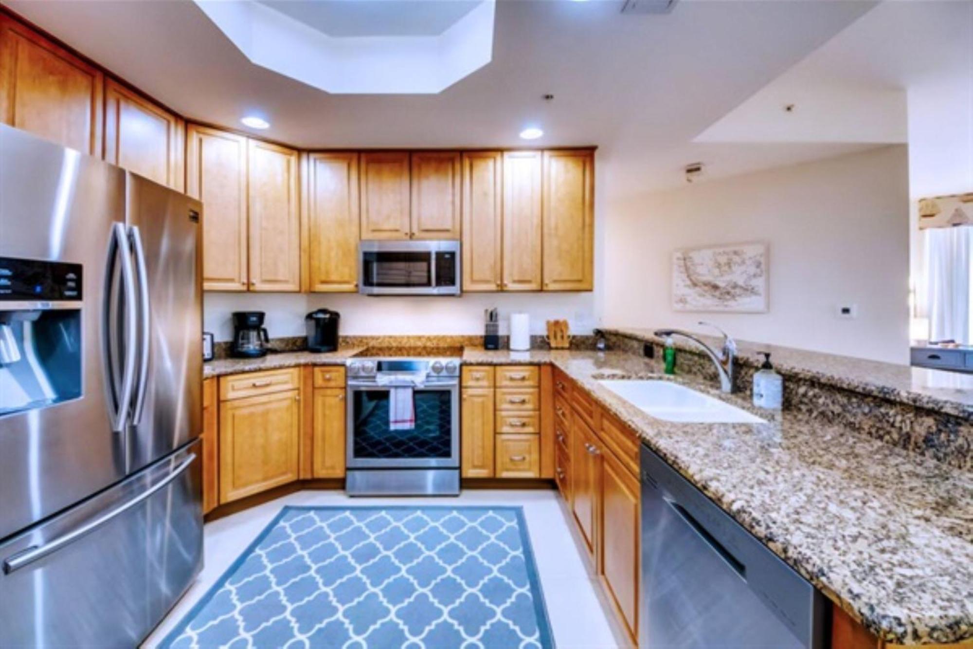 Vista Del Mar At Cape Harbour Marina, 10Th Floor Luxury Condo, King Bed, Views! Cape Coral Exterior photo