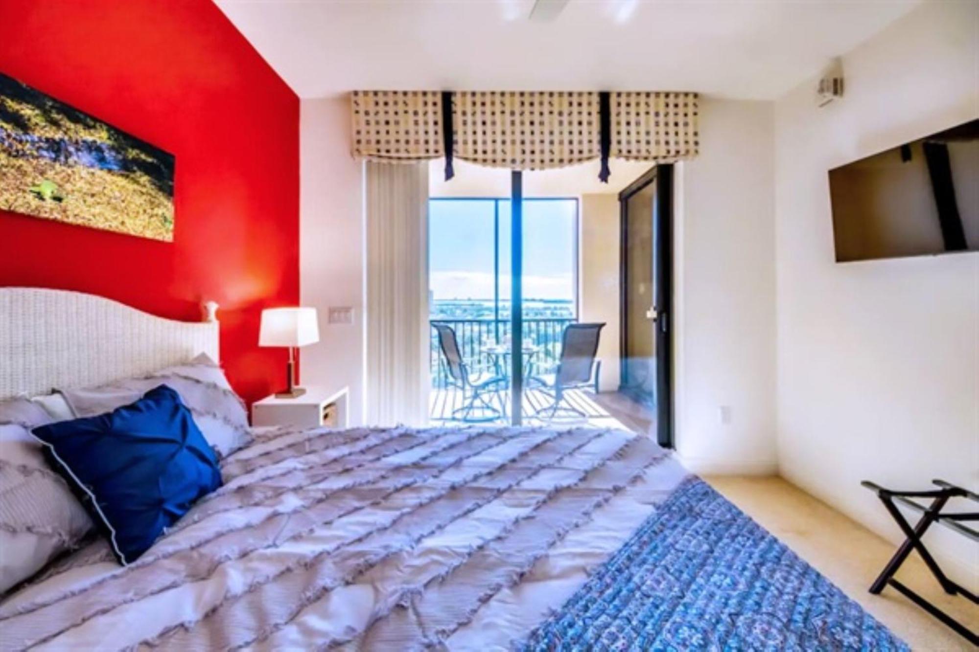 Vista Del Mar At Cape Harbour Marina, 10Th Floor Luxury Condo, King Bed, Views! Cape Coral Exterior photo