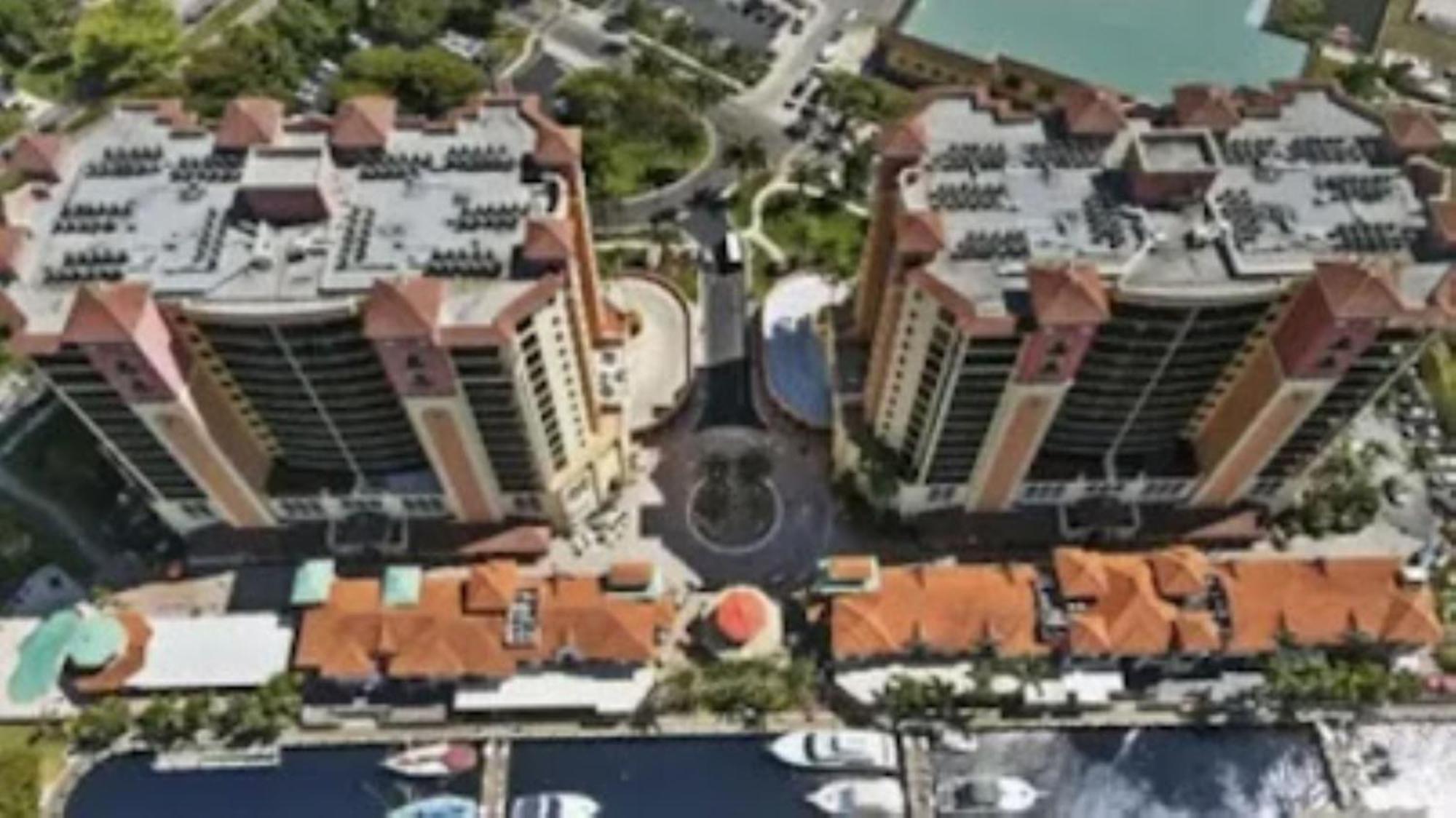 Vista Del Mar At Cape Harbour Marina, 10Th Floor Luxury Condo, King Bed, Views! Cape Coral Exterior photo