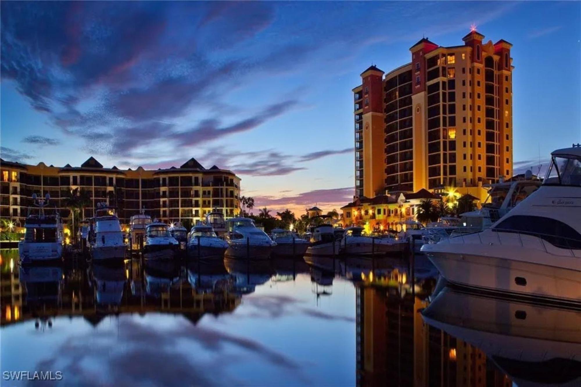 Vista Del Mar At Cape Harbour Marina, 10Th Floor Luxury Condo, King Bed, Views! Cape Coral Exterior photo
